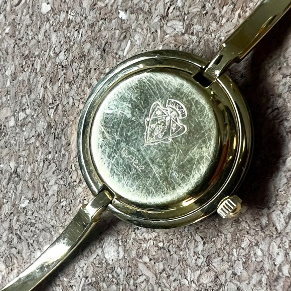 Gucci Vintage Women’s Bangle Watch w/ 11 Interchangeable Bezels & Box - Picture 12 of 15